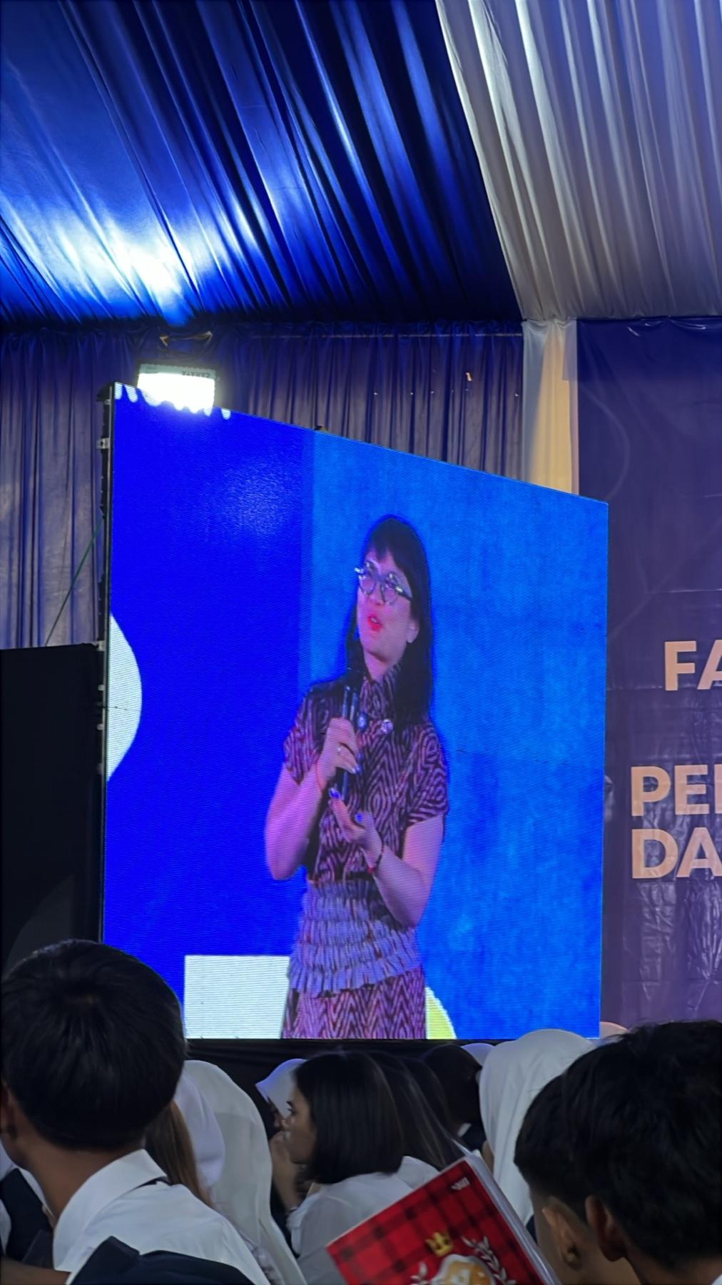 Sesi materi Sistem Pendidikan Tinggi oleh Prof. Stella Christie, Wakil Menteri Pendidikan Tinggi, Sains & Teknologi Republik Indonesia